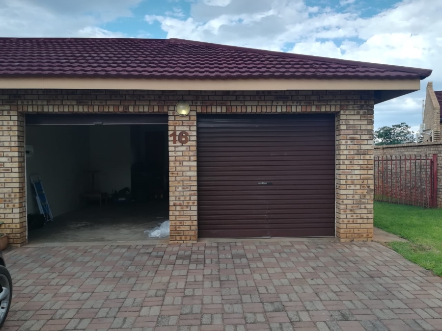 3 Bedroom Property for Sale in Kuruman Northern Cape